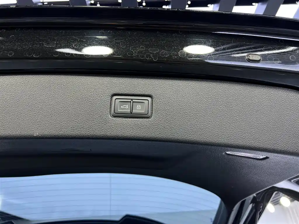 Audi Q7 2022 — фото 29