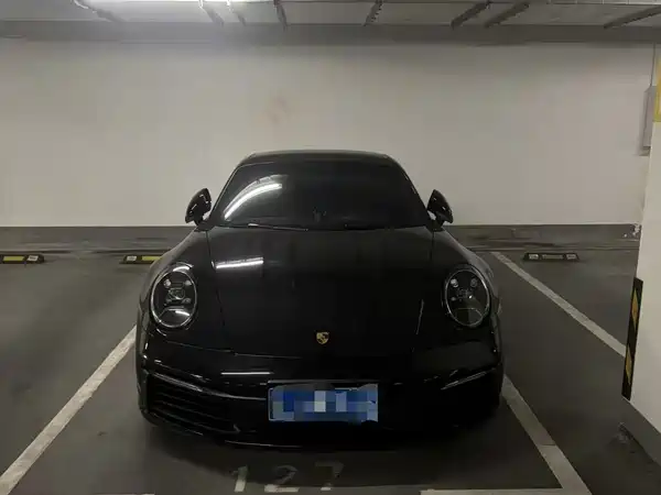 Porsche 911 2023