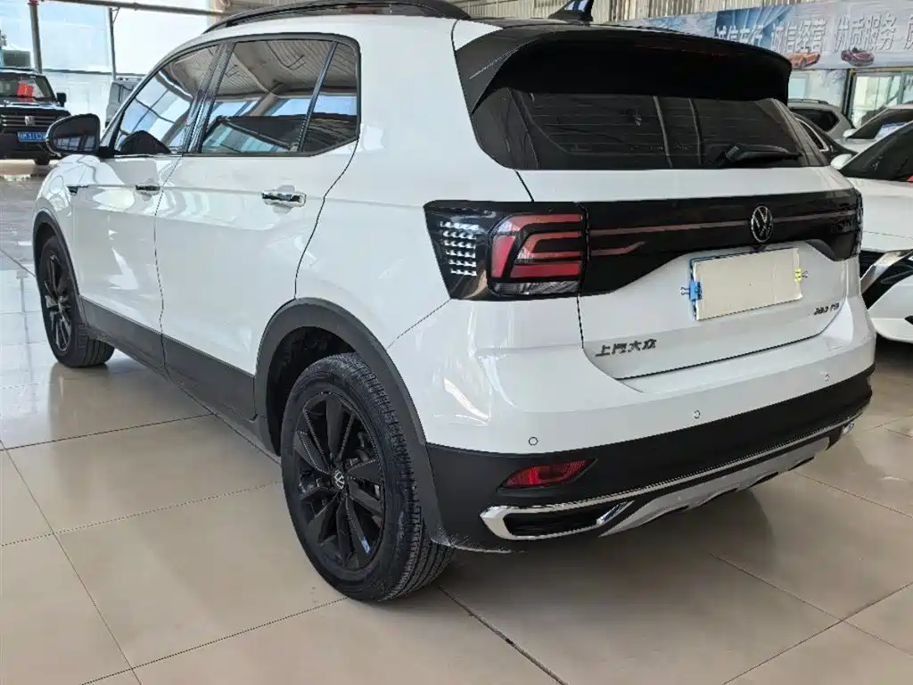 Volkswagen T-Cross 2023
