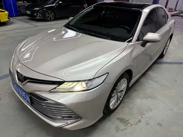 Toyota Camry 2019