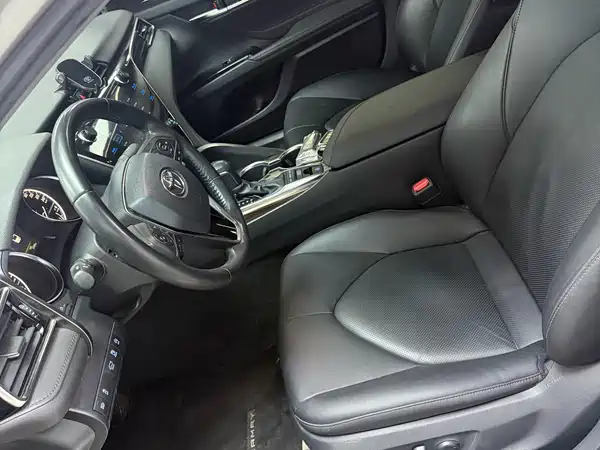 Toyota Camry 2019