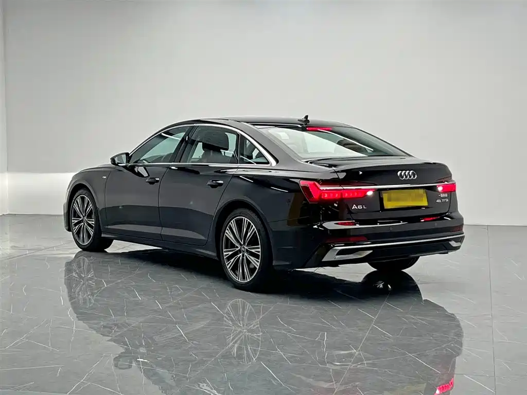 Audi A6L 2025