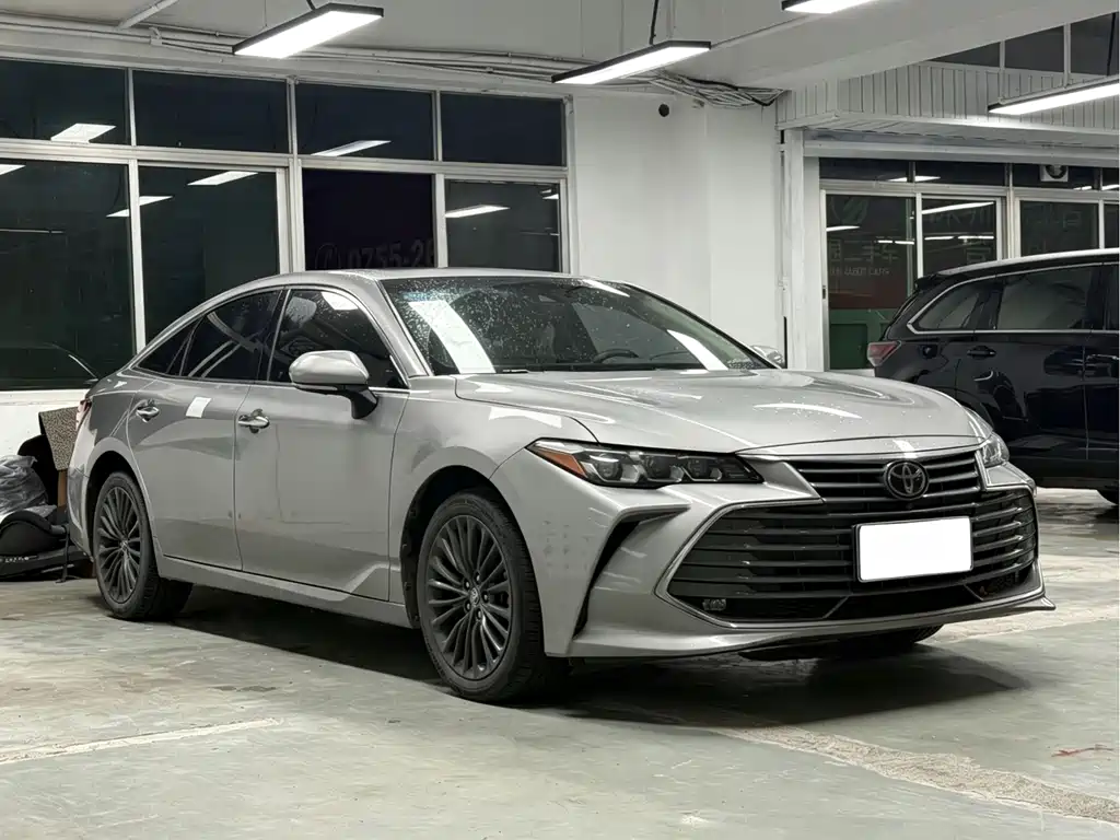 Toyota Avalon 2019 — фото 3
