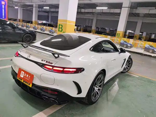 Mercedes-Benz AMG GT 2026