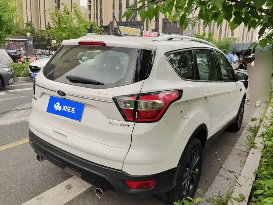 Ford Kuga 2020 — фото 3