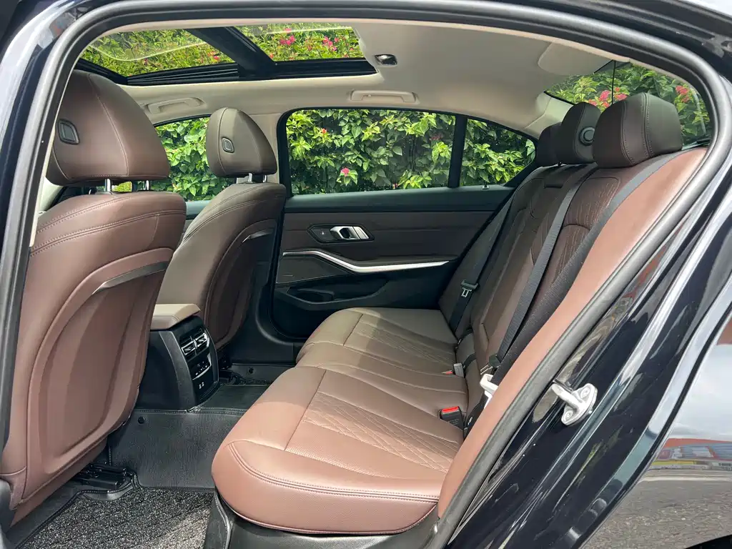 BMW 3 Series 2024