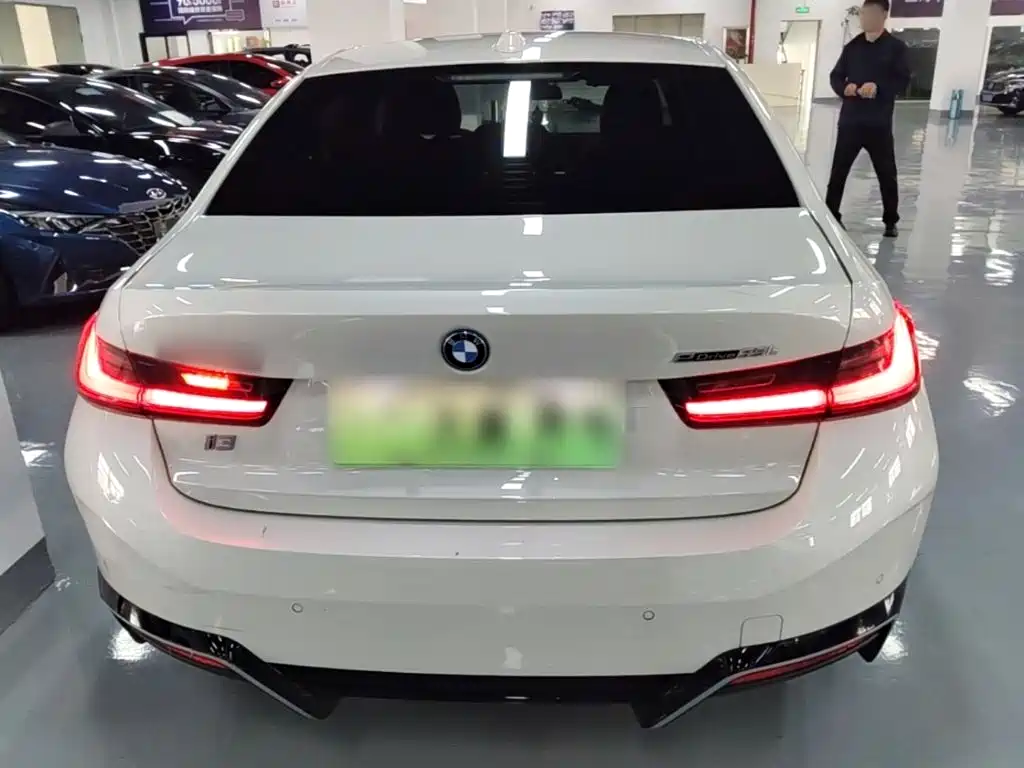 BMW i3 2023