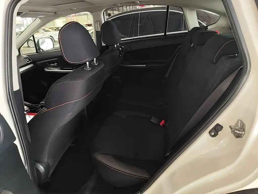 Subaru XV 2016 — фото 17