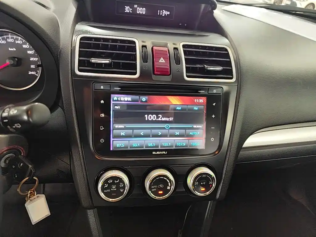 Subaru XV 2016 — фото 13