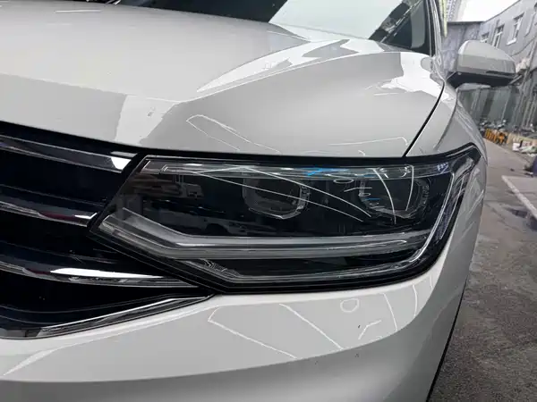 Volkswagen Tiguan L 2022