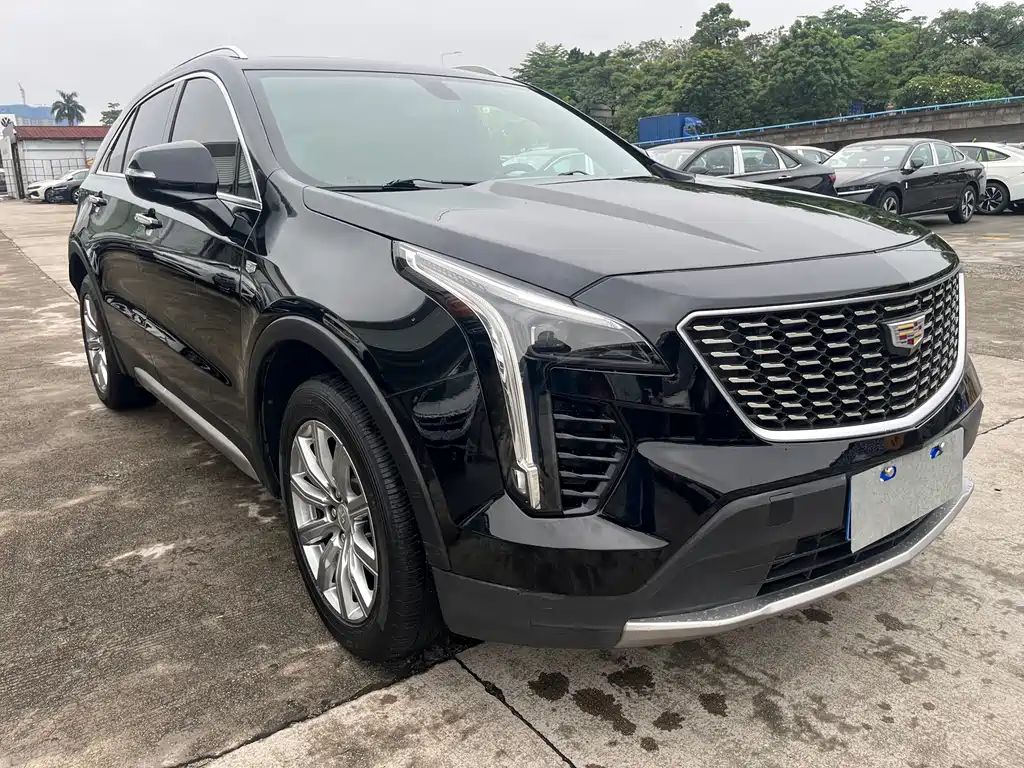 Cadillac XT4 2019 — фото 3