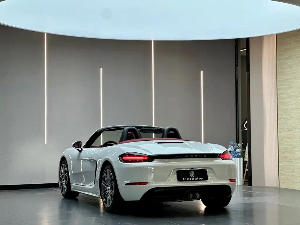 Porsche 718 2023 — фото 10