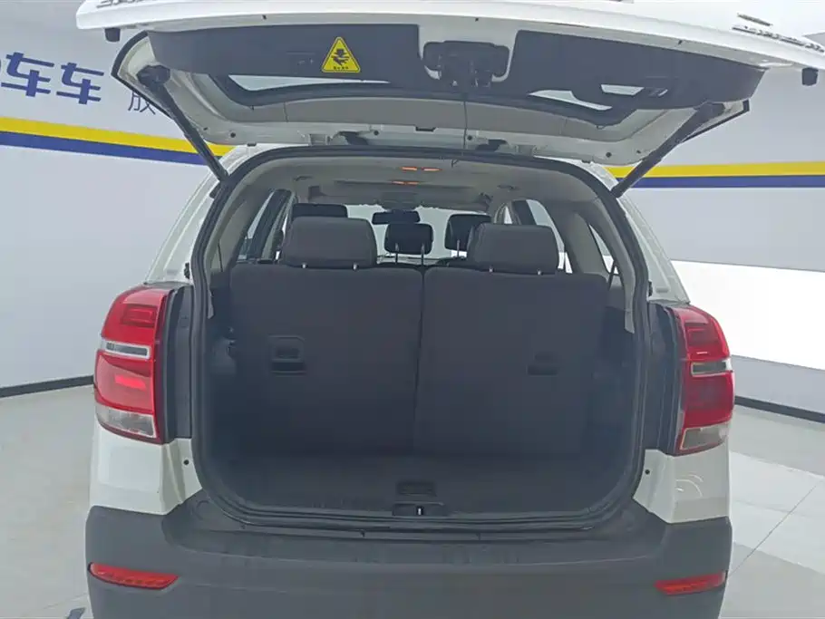 Chevrolet Captiva 2016 — фото 4