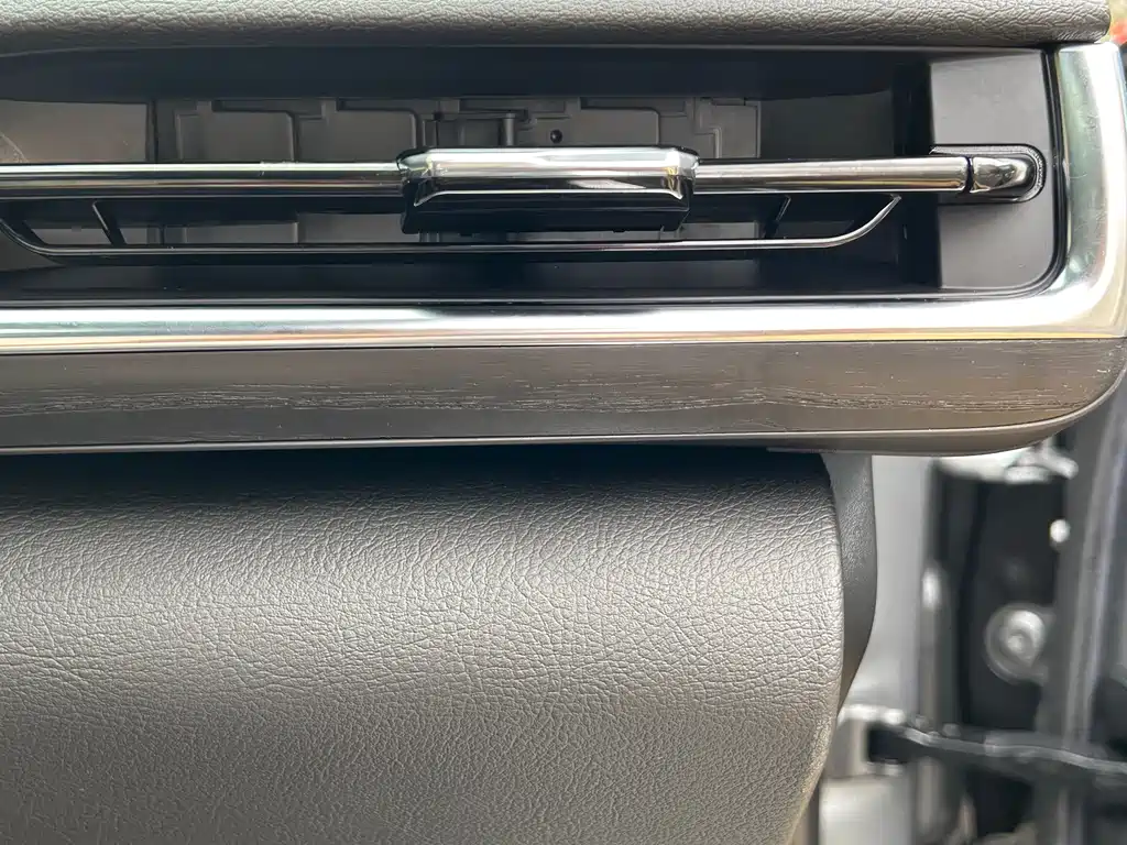 Cadillac CT6 2024 — фото 21
