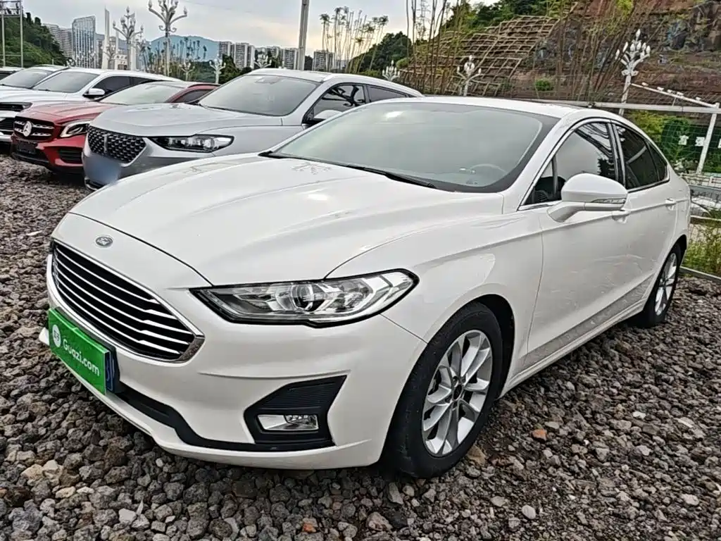 Ford Mondeo 2020 — фото 2
