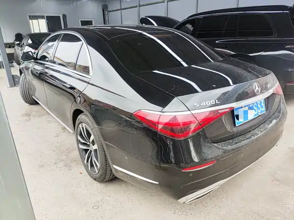 Mercedes-Benz S-Class 2024