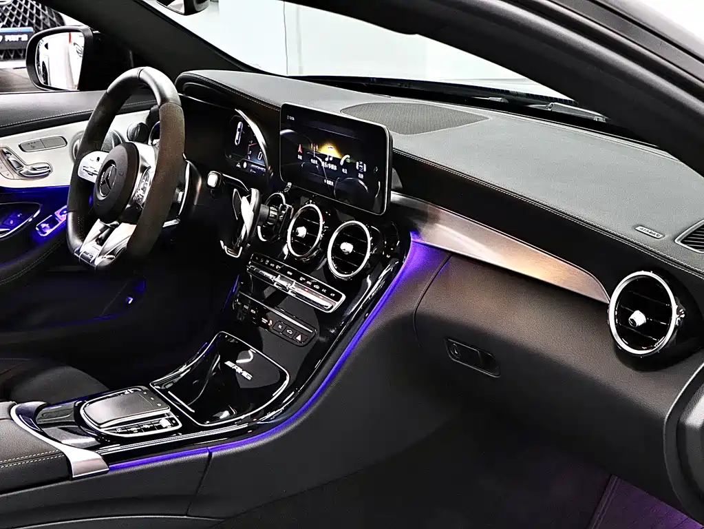 Mercedes-Benz C-Class AMG 2020 — фото 13