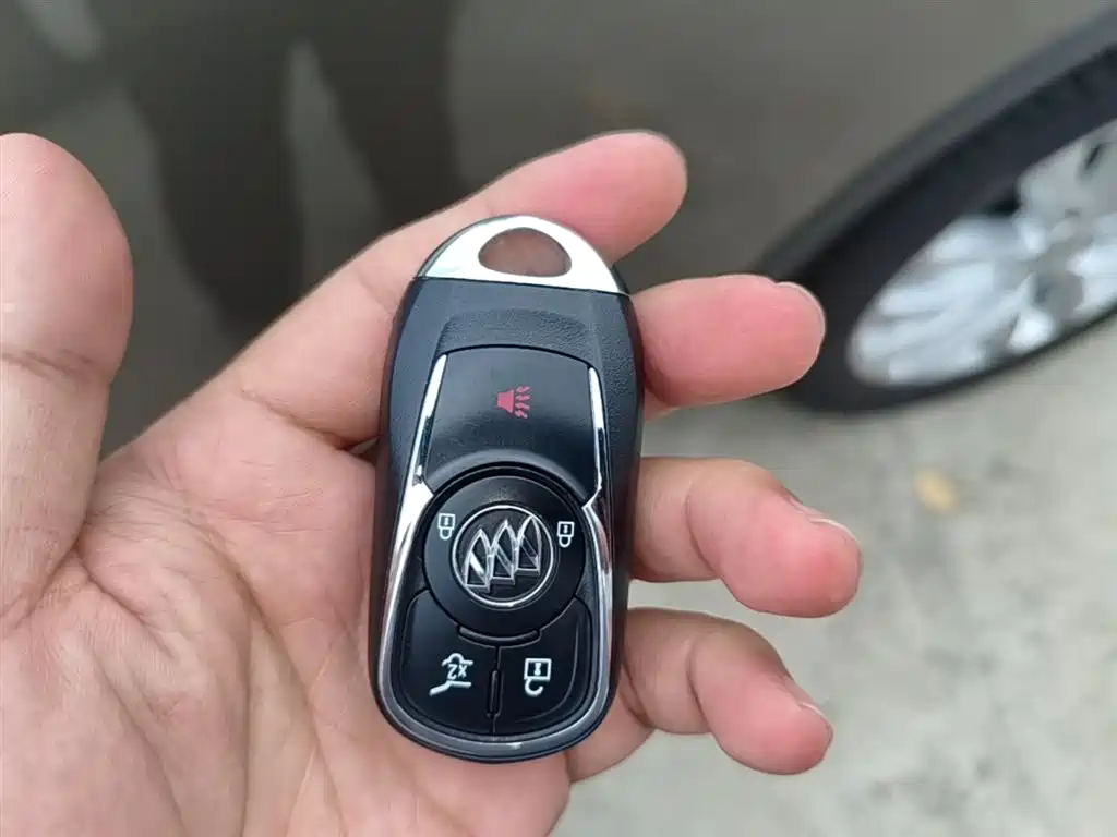 Buick Envision Plus 2019 — фото 9