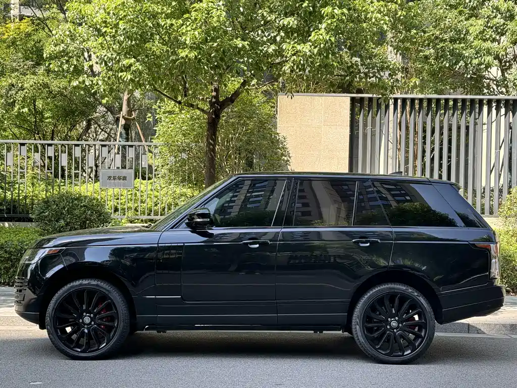 Land Rover Range Rover 2019 — фото 2