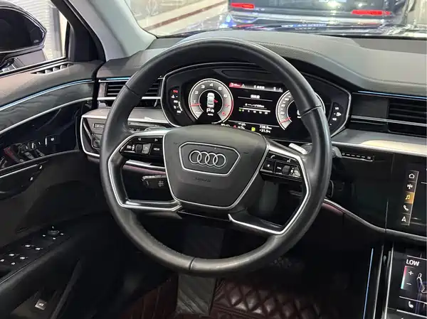 Audi A8 2021