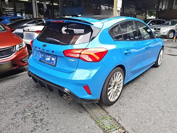 Ford Focus 2023
