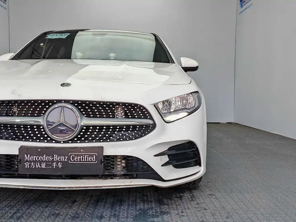 Mercedes-Benz A-Class 2019 — фото 17