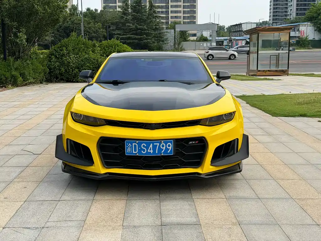 Chevrolet Camaro 2018 — фото 2