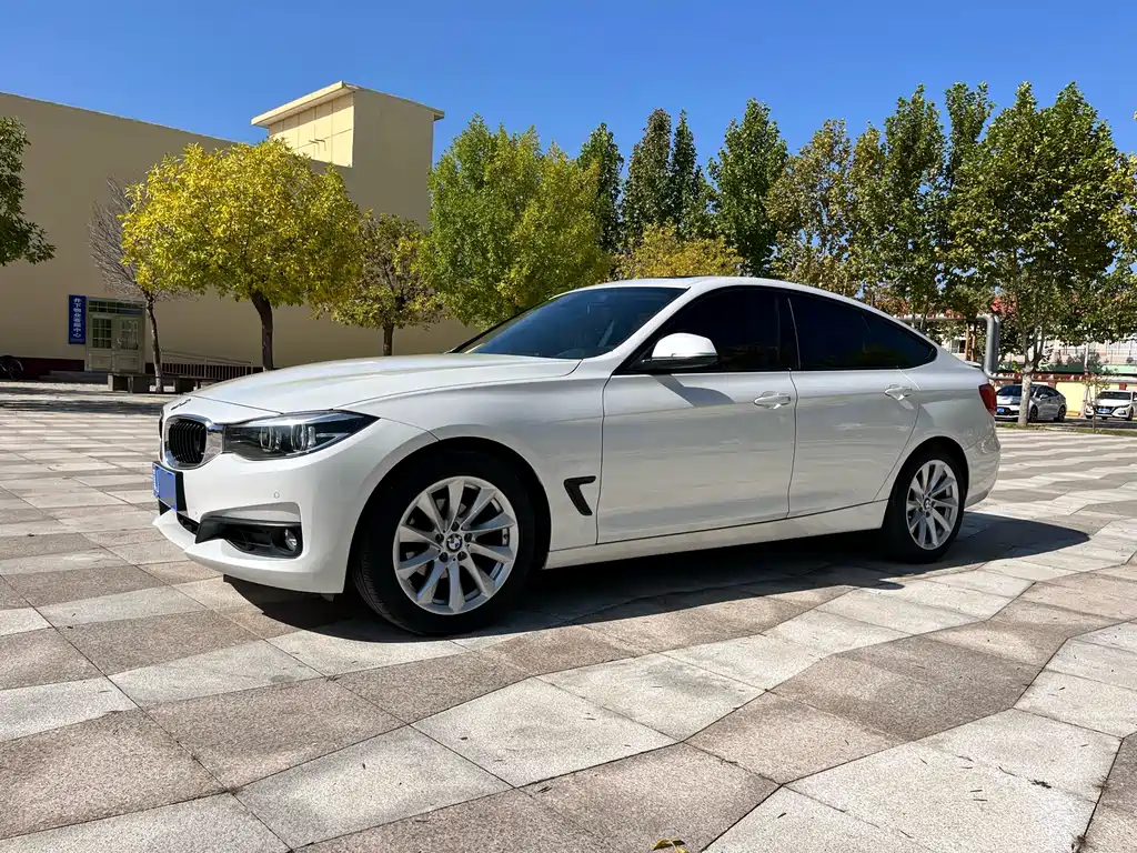 BMW 3 Series GT 2018 — фото 2