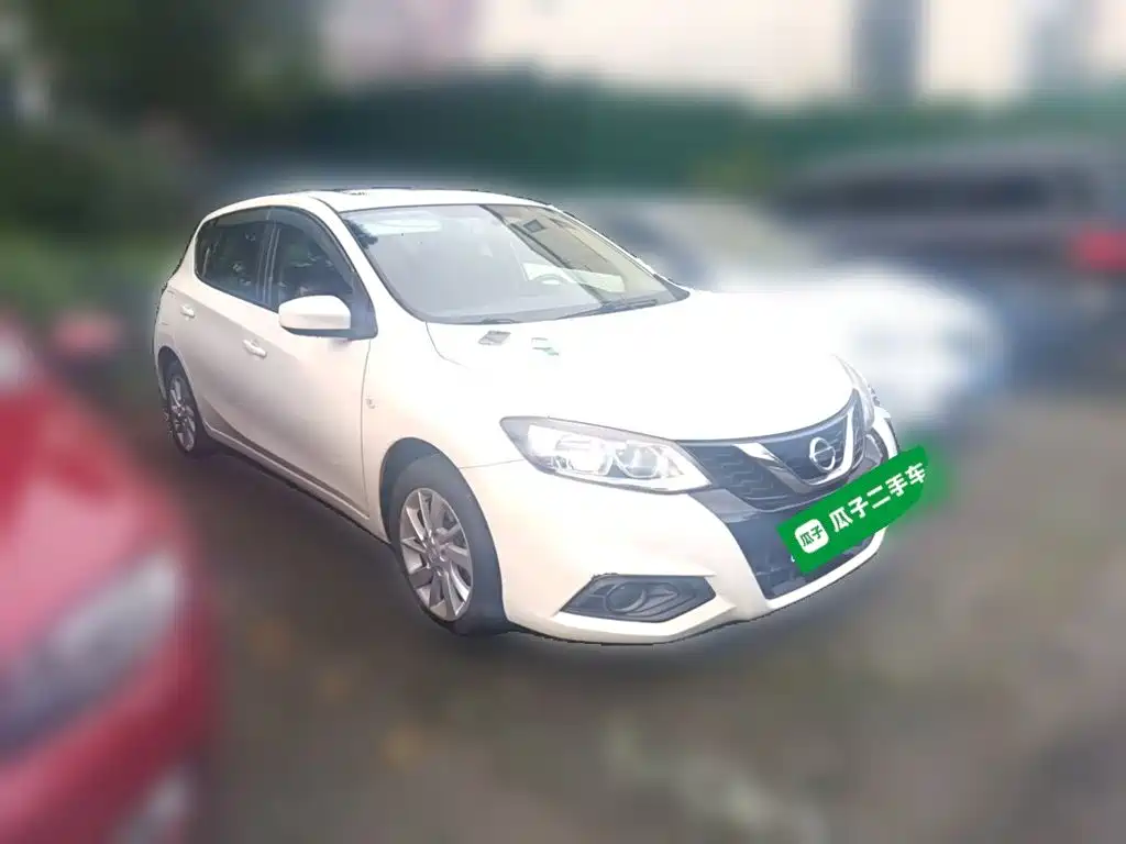 Nissan Tiida 2017 — фото 24