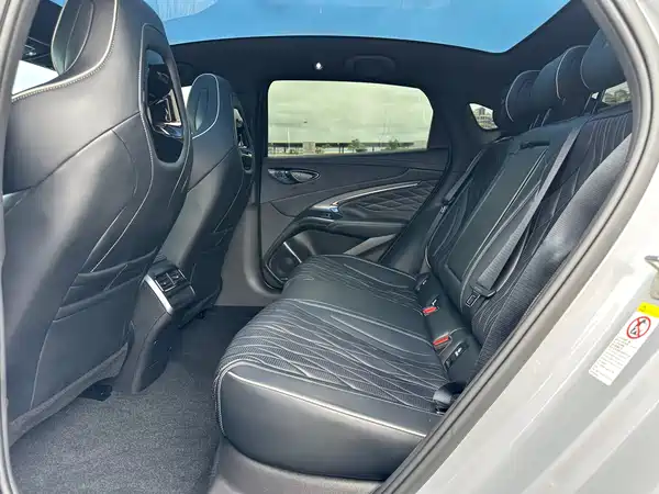 BYD Seal 2023