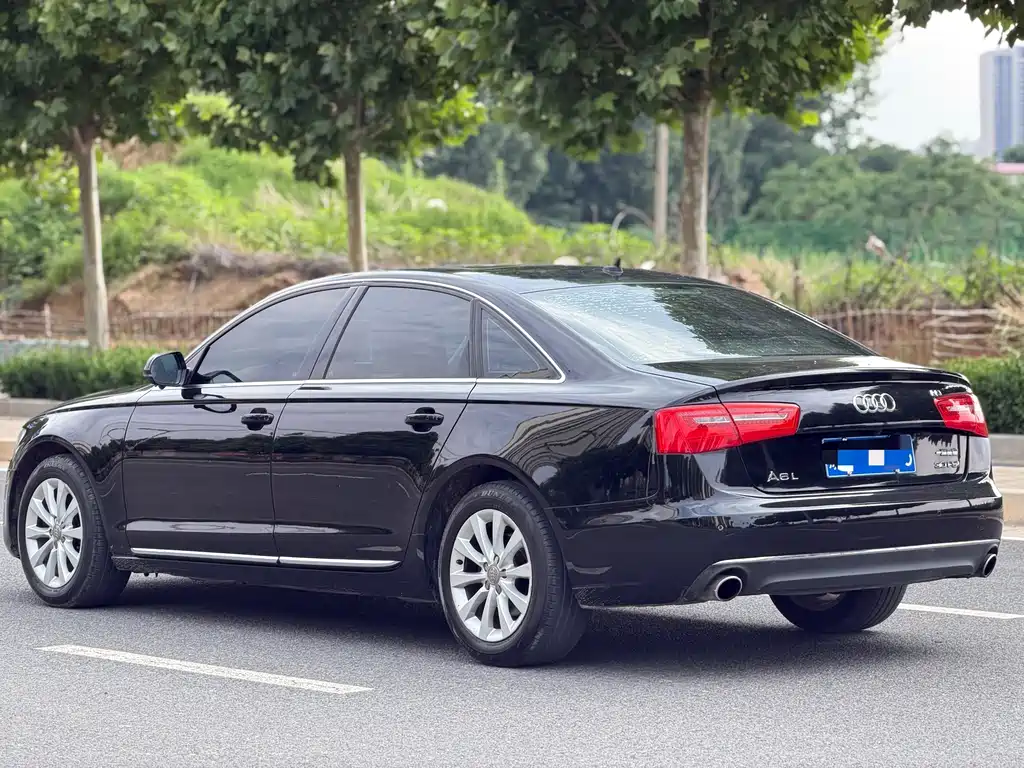 Audi A6L 2014 — фото 4