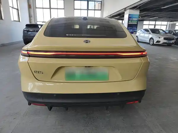 NIO ET5 2024