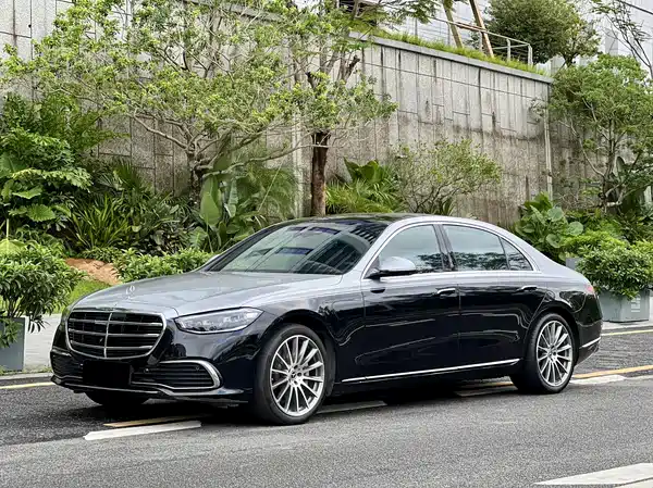 Mercedes-Benz S-Class 2022