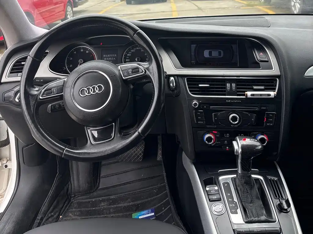 Audi A4L 2015 — фото 10