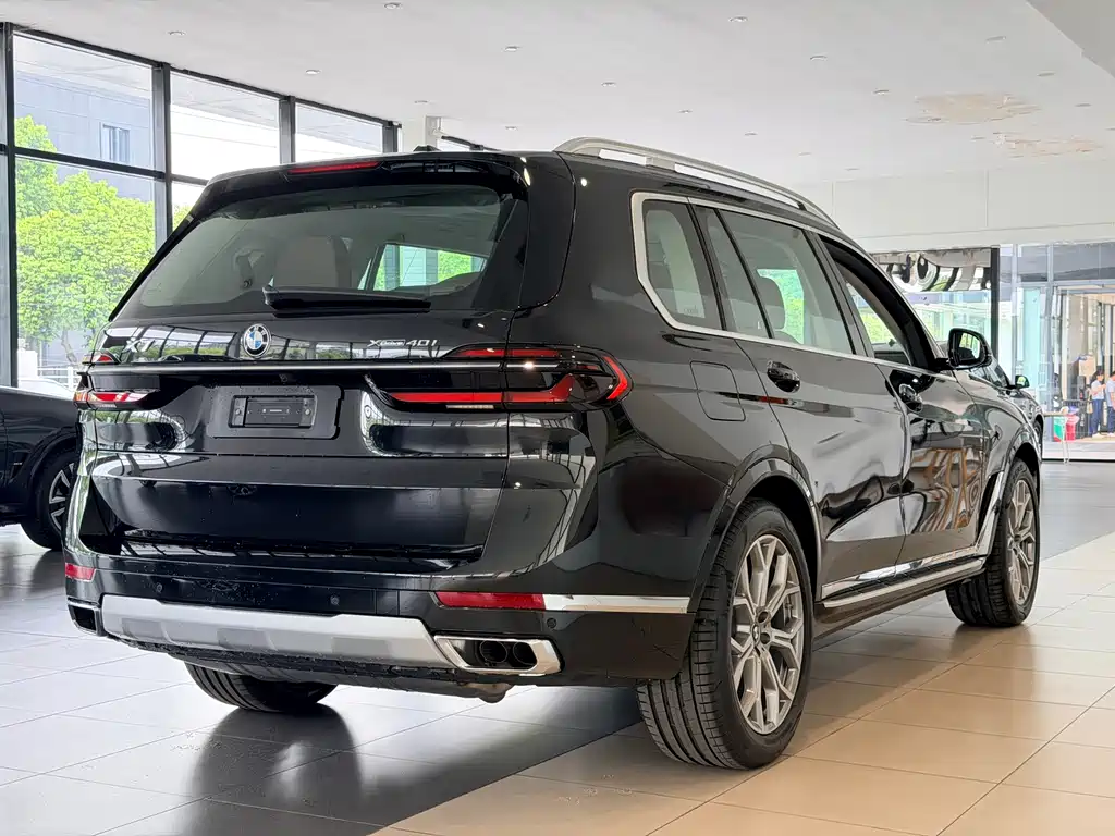 BMW X7 2024 — фото 3