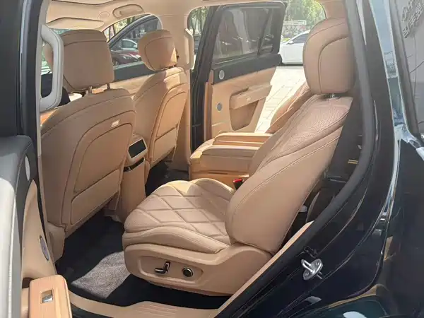 Chery Fengyun T11 2025
