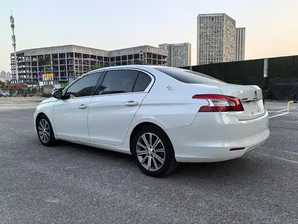 Peugeot 408 2018
