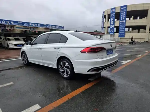 Volkswagen Bora 2022