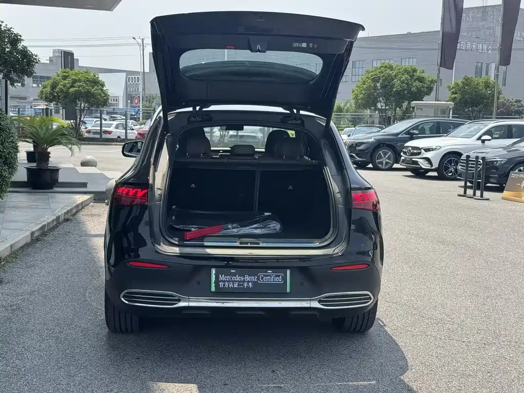 Mercedes-Benz EQE SUV 2025 — фото 14