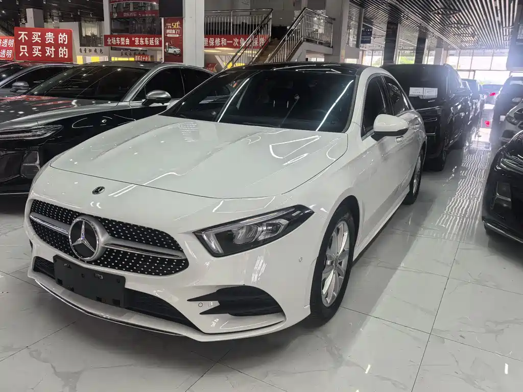 Mercedes-Benz A-Class 2021 — фото 1