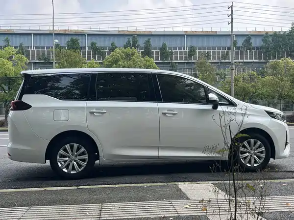 GAC Trumpchi M6 2019