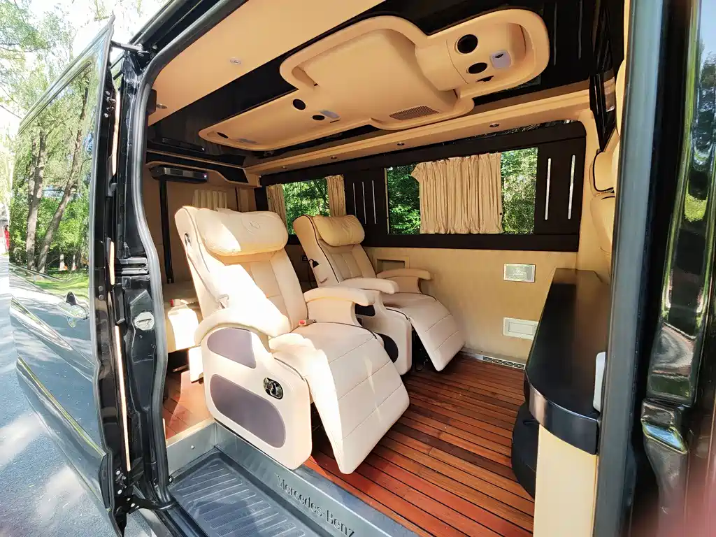 Mercedes-Benz Sprinter 2015 — фото 11
