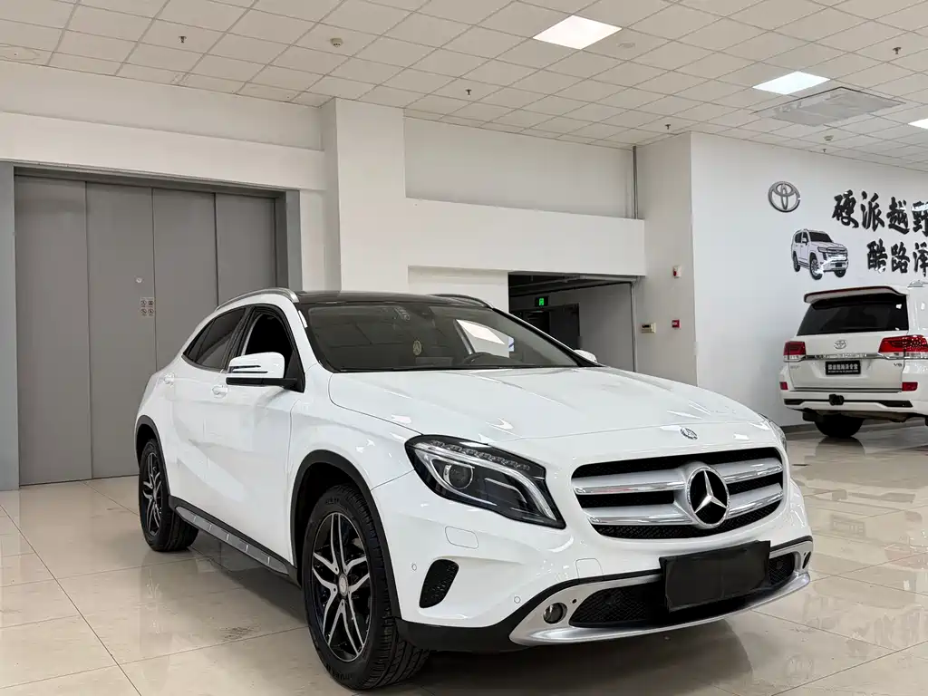 Mercedes-Benz GLA 2016 — фото 3