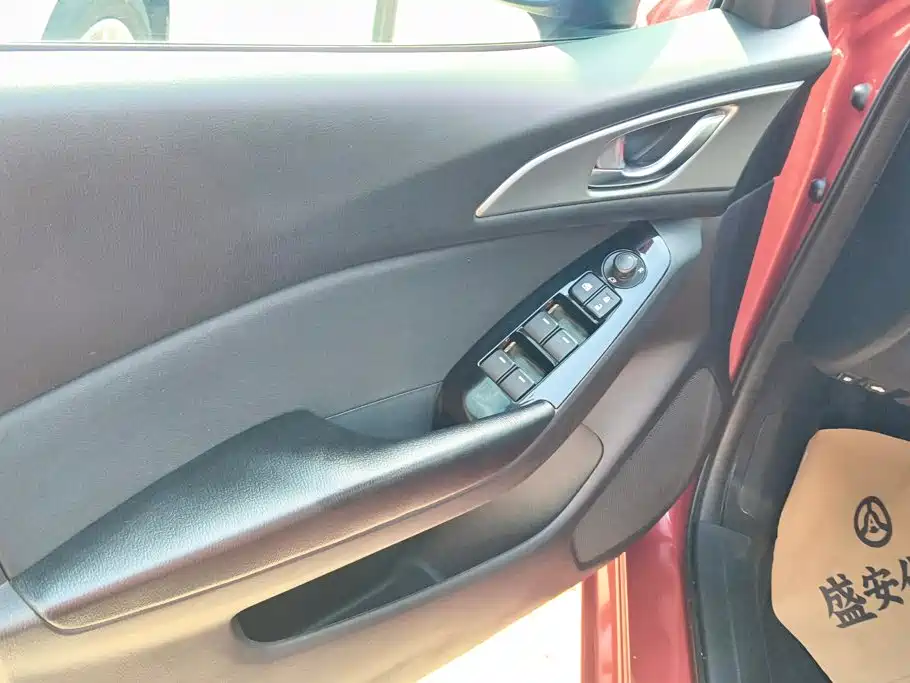 Mazda 3 Axela 2017