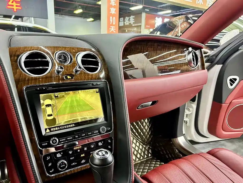 Bentley Flying Spur 2016 — фото 12