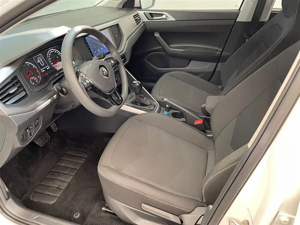 Volkswagen Polo 2021