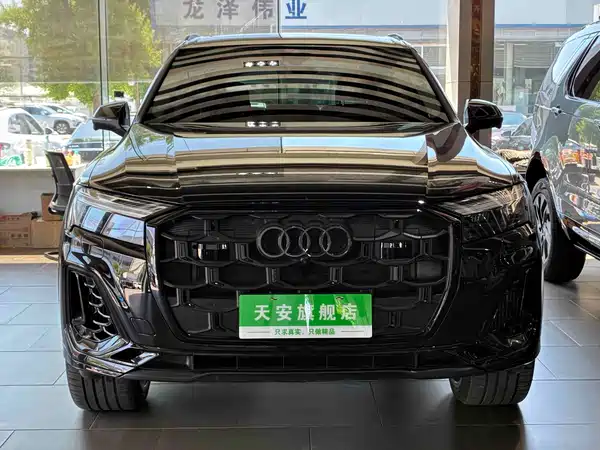 Audi Q7 2025