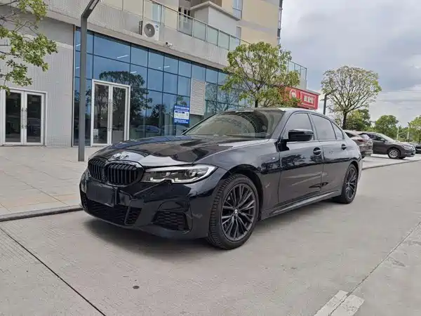 BMW 3 Series 2022