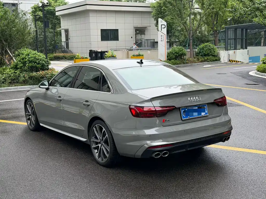 Audi S4 2021