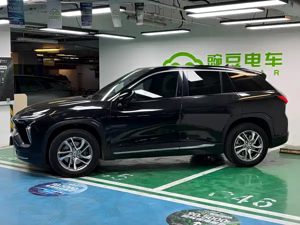NIO ES6 2020